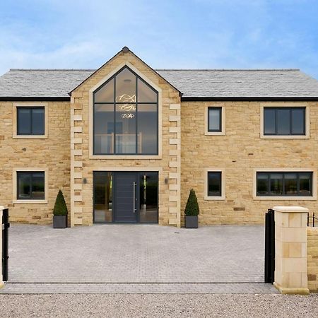 Вилла Mylstone House Блэкберн Экстерьер фото